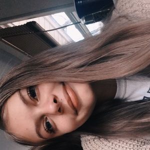 Meet your Posher, Melina